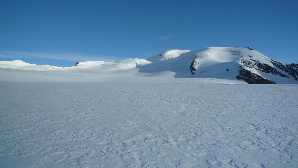 Saalbach Apartments Landhaus Bernkogel - Ski In Ski Out ภายนอก รูปภาพ